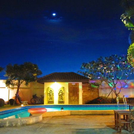 Private Pool Villa Rayong House Esterno foto